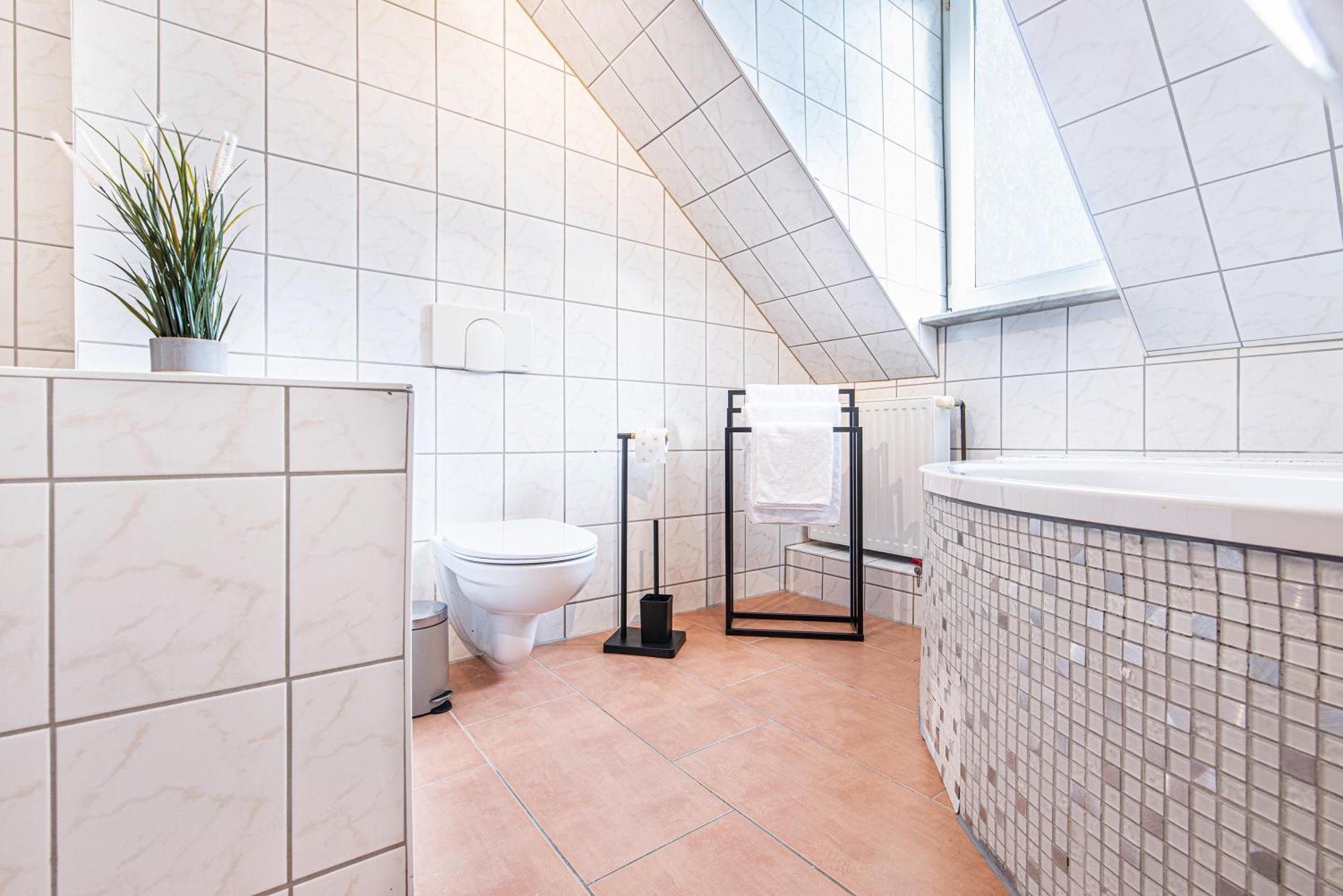Grosszuegiges Apartment - Zentral - Kueche - Familienfreundlich Erfurt Exteriör bild